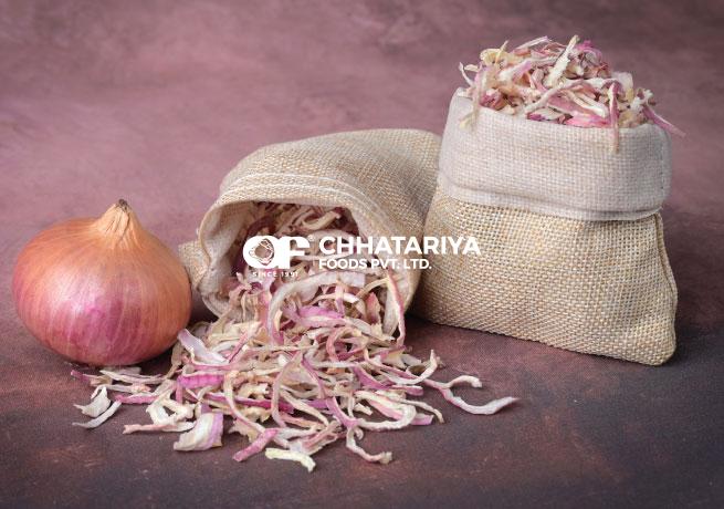 Dehydrated Pink Onion Flakes